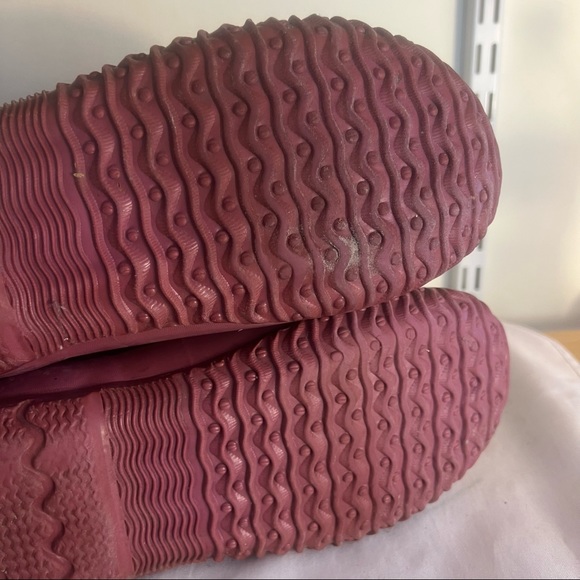 Bogs Boots Classic Tall Waterproof Rain Floral Flower Size 6 Purple Outdoor - Picture 6 of 7